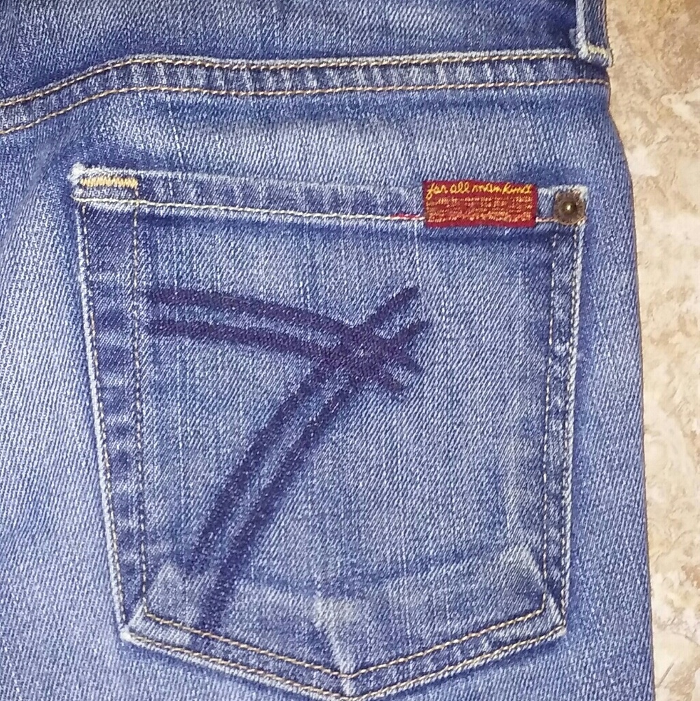 7 For All Mankind "Dojo" frayed hem cut-off shorts - Picture 3 of 5